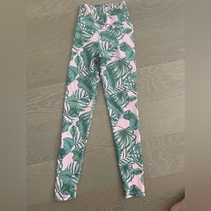 Beach Riot high waisted palm leaves print workout leggings. Size XS. worn once